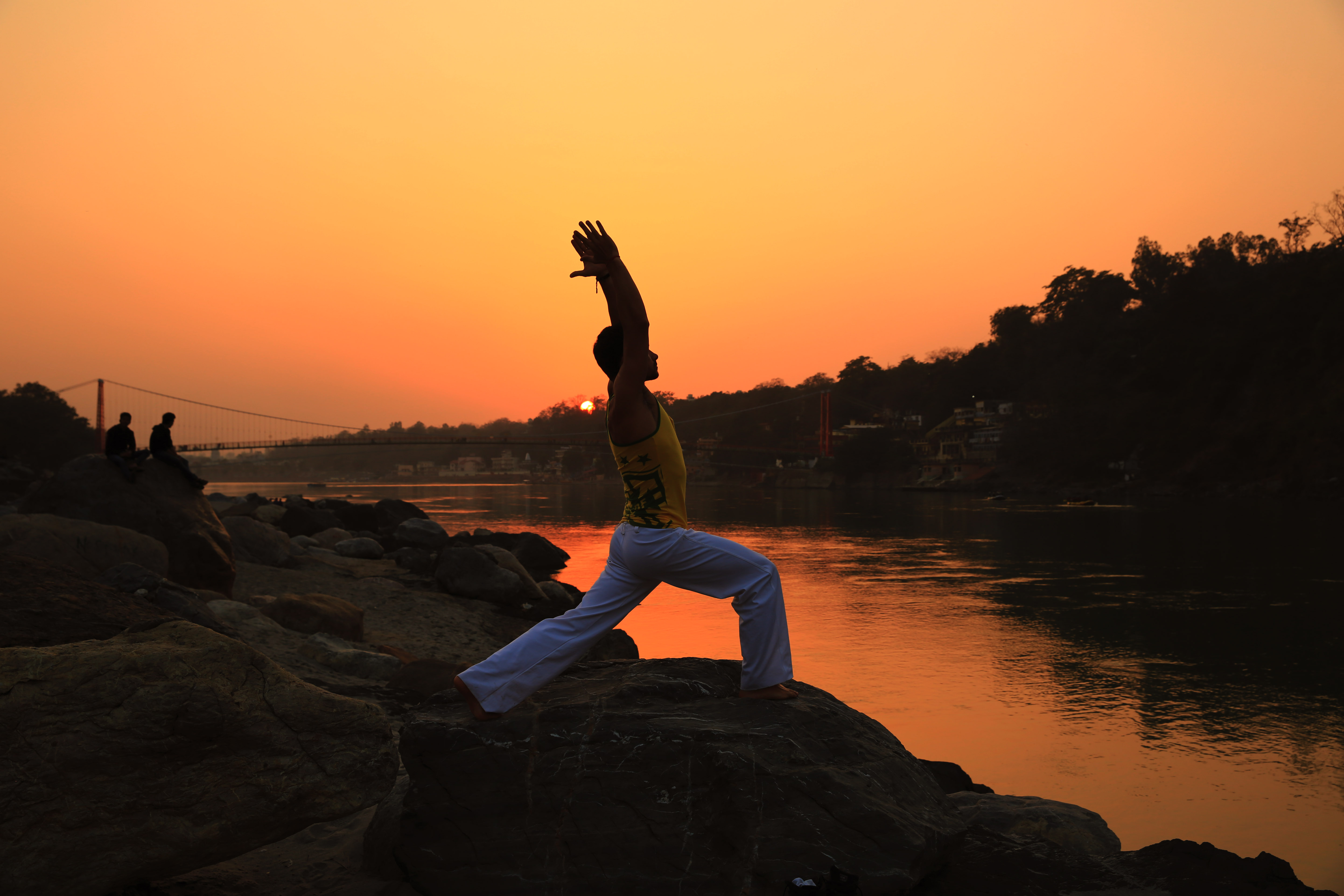 yoga poses to enerzize yourself