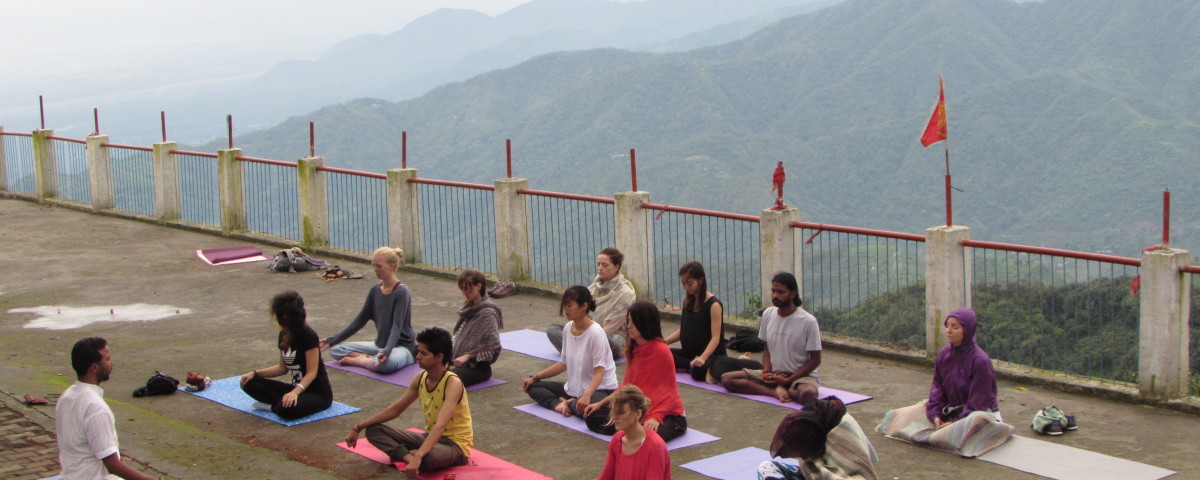 friendship day yoga teacher training offer