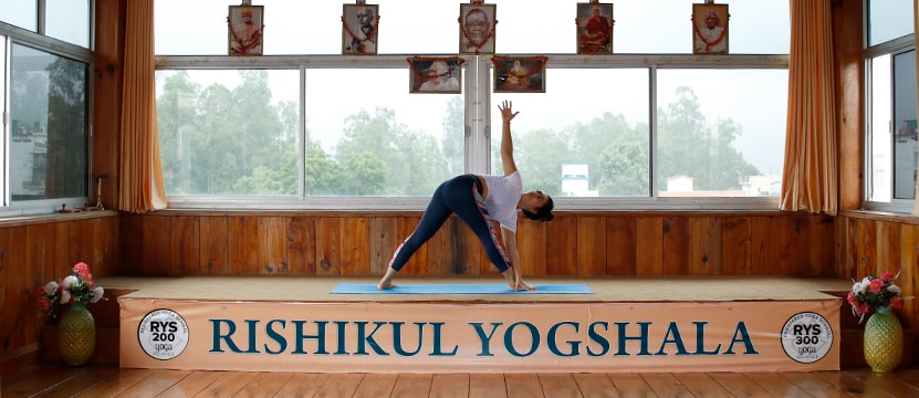 best yoga teacher training india